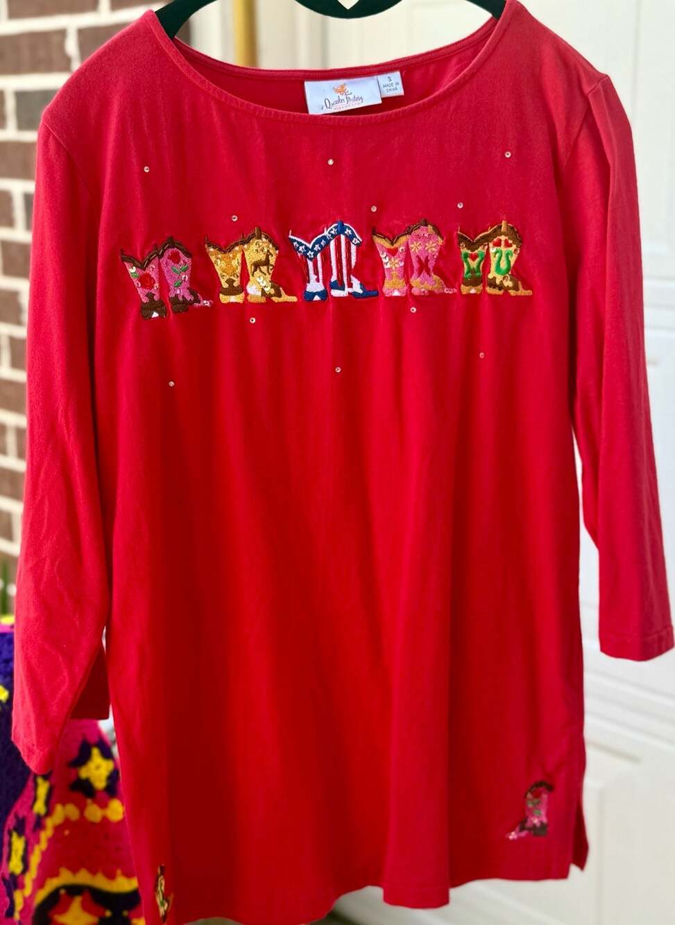 Quacker Factory Red 3/4 Sleeve Embroidered Boots Sequins Size S